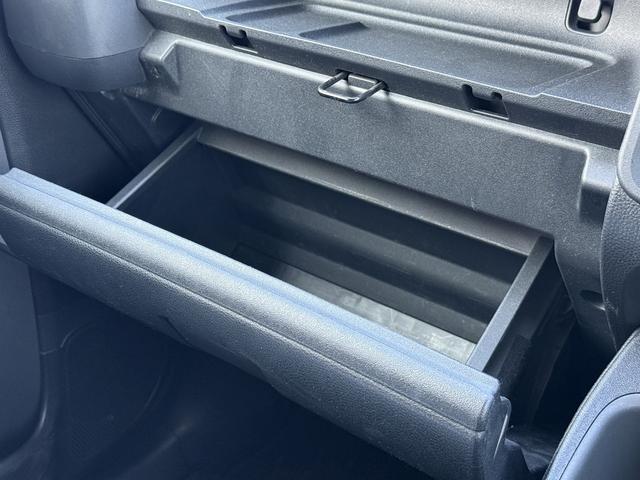 シエンタ ハイブリッドＧ　両側電動　禁煙車　純正インチディスプレイオーディオ　バックカメラ　レーダークルーズコントロール　ＡＣ１００Ｖ電源　ＥＴＣ　ブラインドスポットモニター　ＬＥＤヘッドライト　Ｂｌｕｅｔｏｏｔｈ接続（68枚目）