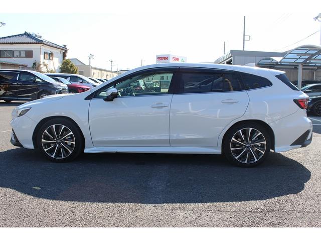 レヴォーグ ＳＴＩスポーツＲ　ＥＸ　禁煙車　４ＷＤ　純正１１．２インチナビ付ディスプレイオーディオ　赤革シート　フルセグ　アイサイト　バックカメラ　シートヒーター　電動リアゲート　アダプティブクルーズコントロール　ＥＴＣ（11枚目）