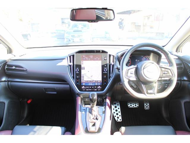 レヴォーグ ＳＴＩスポーツＲ　ＥＸ　禁煙車　４ＷＤ　純正１１．２インチナビ付ディスプレイオーディオ　赤革シート　フルセグ　アイサイト　バックカメラ　シートヒーター　電動リアゲート　アダプティブクルーズコントロール　ＥＴＣ（17枚目）