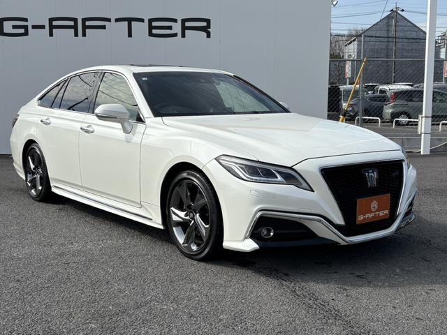 クラウンハイブリッド ＲＳアドバンス　サンルーフ　温冷機能付き黒革シート　禁煙車　デジタルインナーミラー　メーカーナビ　バックカメラ　フルセグＴＶ　レーダークルーズコントロール　ヘッドアップディスプレイ　ステアリングヒーター　ＥＴＣ（9枚目）