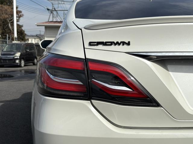 クラウンハイブリッド ＲＳアドバンス　サンルーフ　温冷機能付き黒革シート　禁煙車　デジタルインナーミラー　メーカーナビ　バックカメラ　フルセグＴＶ　レーダークルーズコントロール　ヘッドアップディスプレイ　ステアリングヒーター　ＥＴＣ（26枚目）