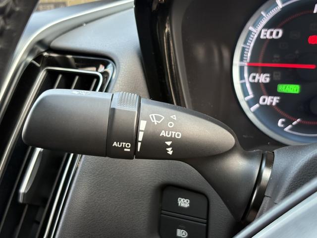 クラウンハイブリッド ＲＳアドバンス　サンルーフ　温冷機能付き黒革シート　禁煙車　デジタルインナーミラー　メーカーナビ　バックカメラ　フルセグＴＶ　レーダークルーズコントロール　ヘッドアップディスプレイ　ステアリングヒーター　ＥＴＣ（49枚目）