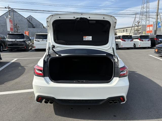 クラウンハイブリッド ＲＳアドバンス　サンルーフ　温冷機能付き黒革シート　禁煙車　デジタルインナーミラー　メーカーナビ　バックカメラ　フルセグＴＶ　レーダークルーズコントロール　ヘッドアップディスプレイ　ステアリングヒーター　ＥＴＣ（63枚目）