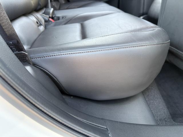 ＭＡＺＤＡ３セダン ＸＤ　Ｌパッケージ　禁煙車　全周囲カメラ　温熱機能付き黒革シート　メーカー８．８インチナビ　フルセグＴＶ　レーダークルーズコントロール　ブラインドスポットモニター　ヘッドアップディスプレイ　ステアリングヒーター　ＥＴＣ（36枚目）