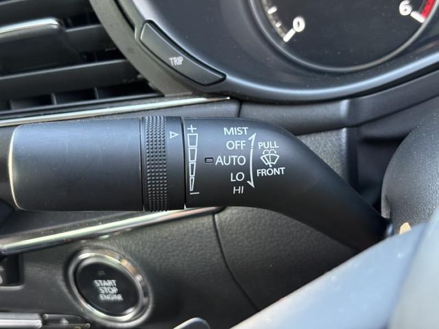 ＭＡＺＤＡ３セダン ＸＤ　Ｌパッケージ　禁煙車　全周囲カメラ　温熱機能付き黒革シート　メーカー８．８インチナビ　フルセグＴＶ　レーダークルーズコントロール　ブラインドスポットモニター　ヘッドアップディスプレイ　ステアリングヒーター　ＥＴＣ（57枚目）
