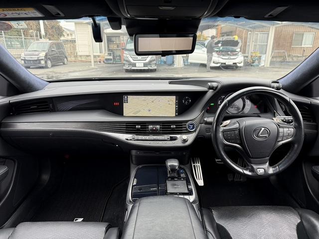 ＬＳ ＬＳ５００ｈ　Ｆスポーツ　禁煙車　サンルーフ　純正１２．３インチワイドディスプレイ　ハーフレザー　フルセグ　３６０°カメラ　プリクラッシュセーフティ　アダクティブクルーズコントロール　シートヒーター　シートエアコン　ＥＴＣ（18枚目）