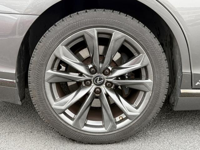 ＬＳ ＬＳ５００ｈ　Ｆスポーツ　禁煙車　サンルーフ　純正１２．３インチワイドディスプレイ　ハーフレザー　フルセグ　３６０°カメラ　プリクラッシュセーフティ　アダクティブクルーズコントロール　シートヒーター　シートエアコン　ＥＴＣ（31枚目）