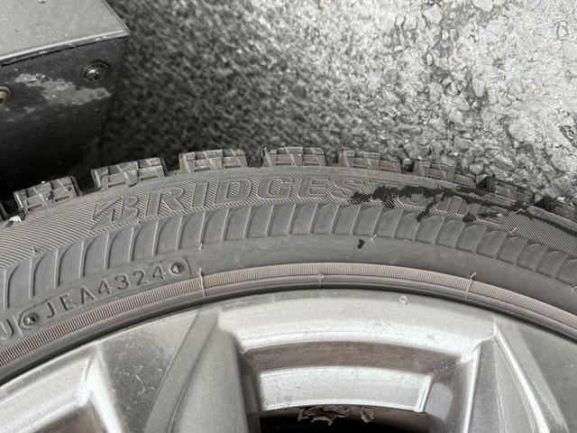 ＬＳ ＬＳ５００ｈ　Ｆスポーツ　禁煙車　サンルーフ　純正１２．３インチワイドディスプレイ　ハーフレザー　フルセグ　３６０°カメラ　プリクラッシュセーフティ　アダクティブクルーズコントロール　シートヒーター　シートエアコン　ＥＴＣ（34枚目）