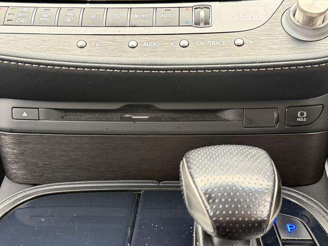 ＬＳ ＬＳ５００ｈ　Ｆスポーツ　禁煙車　サンルーフ　純正１２．３インチワイドディスプレイ　ハーフレザー　フルセグ　３６０°カメラ　プリクラッシュセーフティ　アダクティブクルーズコントロール　シートヒーター　シートエアコン　ＥＴＣ（64枚目）