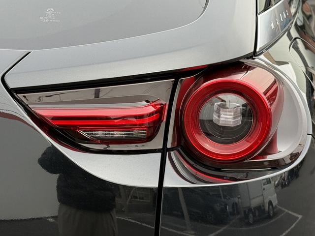 ＭＸ－３０ロータリーＥＶ モダンコンフィデンス　禁煙車　ＢＯＳＥサウンド　純正８．８インチワイドディスプレイ　フルセグ　３６０°カメラ　スマートブレーキサポート　アダクティブクルーズコントロール　シートヒーター　ブラインドスポットモニター　ＥＴＣ（13枚目）