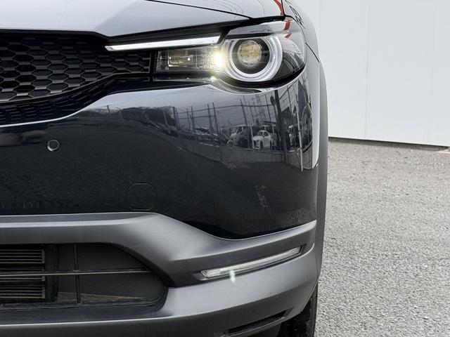 ＭＸ－３０ロータリーＥＶ モダンコンフィデンス　禁煙車　ＢＯＳＥサウンド　純正８．８インチワイドディスプレイ　フルセグ　３６０°カメラ　スマートブレーキサポート　アダクティブクルーズコントロール　シートヒーター　ブラインドスポットモニター　ＥＴＣ（26枚目）