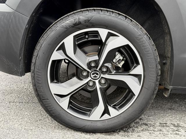 ＭＸ－３０ロータリーＥＶ モダンコンフィデンス　禁煙車　ＢＯＳＥサウンド　純正８．８インチワイドディスプレイ　フルセグ　３６０°カメラ　スマートブレーキサポート　アダクティブクルーズコントロール　シートヒーター　ブラインドスポットモニター　ＥＴＣ（31枚目）