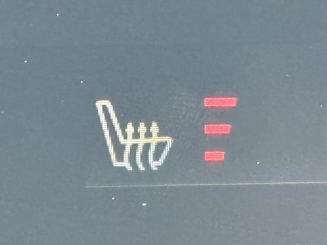 ＭＸ－３０ロータリーＥＶ モダンコンフィデンス　禁煙車　ＢＯＳＥサウンド　純正８．８インチワイドディスプレイ　フルセグ　３６０°カメラ　スマートブレーキサポート　アダクティブクルーズコントロール　シートヒーター　ブラインドスポットモニター　ＥＴＣ（63枚目）