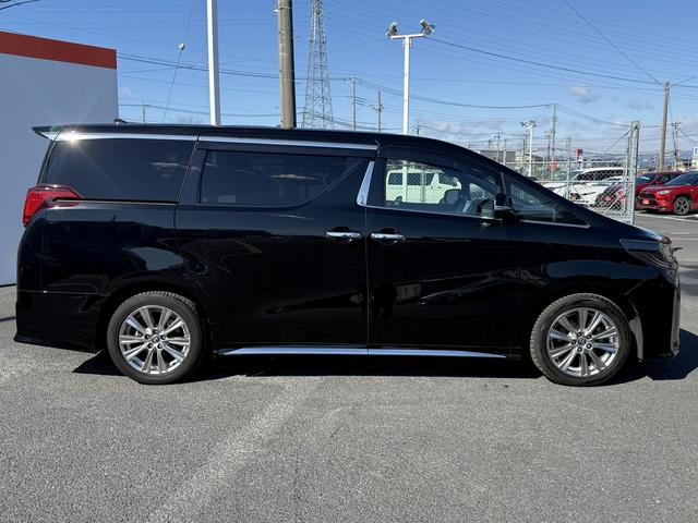 アルファード ２．５Ｓ　タイプゴールド　禁煙車　純正９インチナビ　純正１２．１インチフリップダウンモニター　フルセグ　バックカメラ　プリクラッシュセーフティ　アダクティブクルーズコントロール　両側電動スライドドア　ＥＴＣ２．０（10枚目）