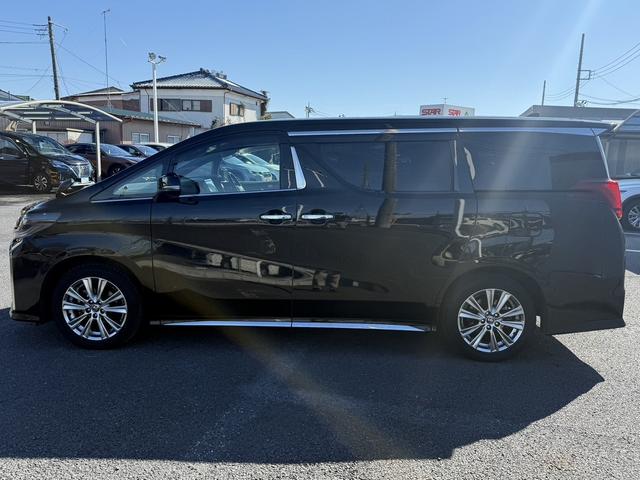 アルファード ２．５Ｓ　タイプゴールド　禁煙車　純正９インチナビ　純正１２．１インチフリップダウンモニター　フルセグ　バックカメラ　プリクラッシュセーフティ　アダクティブクルーズコントロール　両側電動スライドドア　ＥＴＣ２．０（14枚目）