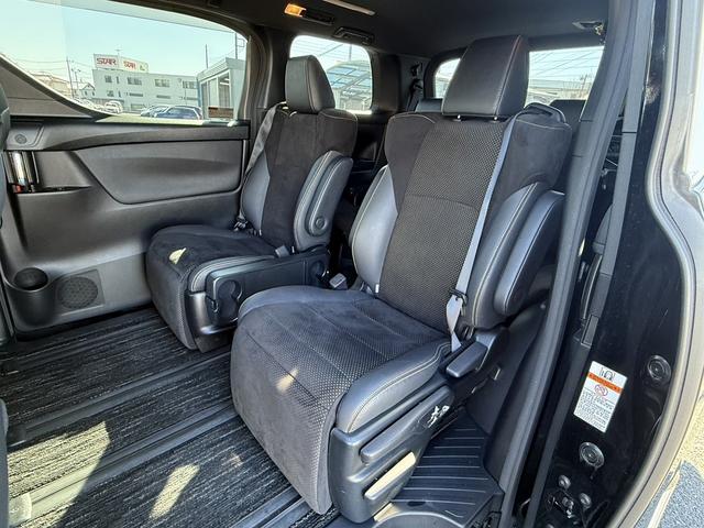 アルファード ２．５Ｓ　タイプゴールド　禁煙車　純正９インチナビ　純正１２．１インチフリップダウンモニター　フルセグ　バックカメラ　プリクラッシュセーフティ　アダクティブクルーズコントロール　両側電動スライドドア　ＥＴＣ２．０（47枚目）