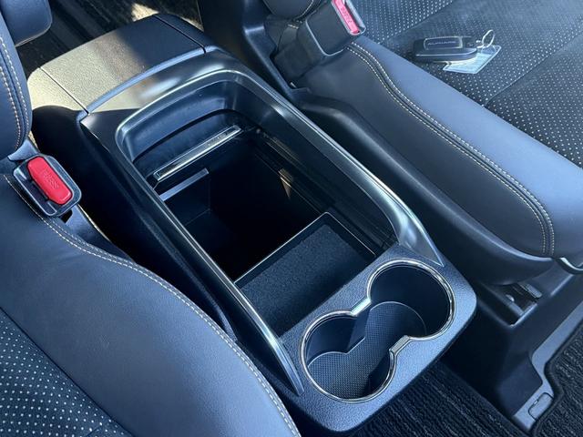 アルファード ２．５Ｓ　タイプゴールド　禁煙車　純正９インチナビ　純正１２．１インチフリップダウンモニター　フルセグ　バックカメラ　プリクラッシュセーフティ　アダクティブクルーズコントロール　両側電動スライドドア　ＥＴＣ２．０（67枚目）