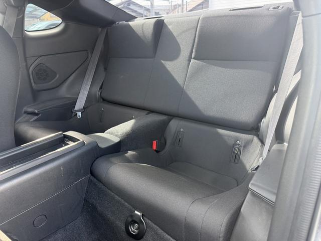 ＧＲ８６ ＳＺ　禁煙車　６ＭＴ　純正９インチナビ　バックカメラ　フルセグ　オートクルーズコントロール　純正１７インチアルミホイール　ＥＴＣ２．０　Ｂｌｕｅｔｏｏｔｈ接続　ＬＥＤヘッドライト　オートヘッドライト（41枚目）