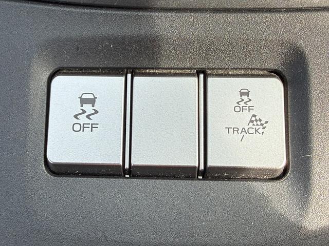 ＧＲ８６ ＳＺ　禁煙車　６ＭＴ　純正９インチナビ　バックカメラ　フルセグ　オートクルーズコントロール　純正１７インチアルミホイール　ＥＴＣ２．０　Ｂｌｕｅｔｏｏｔｈ接続　ＬＥＤヘッドライト　オートヘッドライト（48枚目）