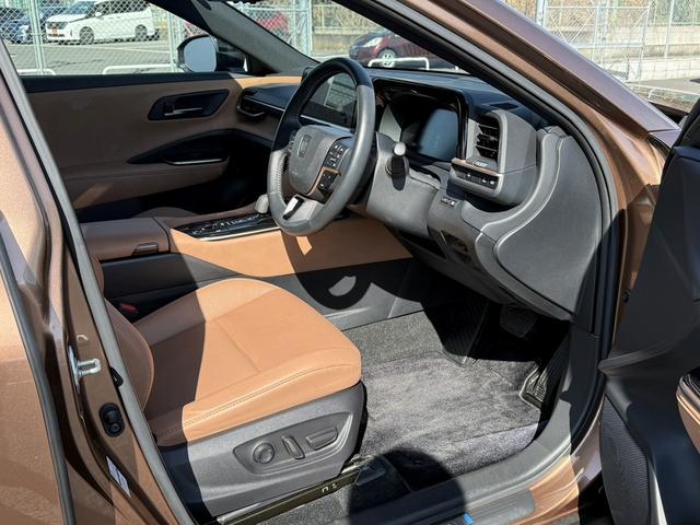 クラウンスポーツ Ｚ　禁煙車　茶革シート　１２．３インチディスプレイオーディオ　フルセグ　バック　サイドカメラ　アダクティブクルーズコントロール　メモリー付パワーシート　シートヒーター　ベンチレーション　ＡＣ１００Ｖ（41枚目）