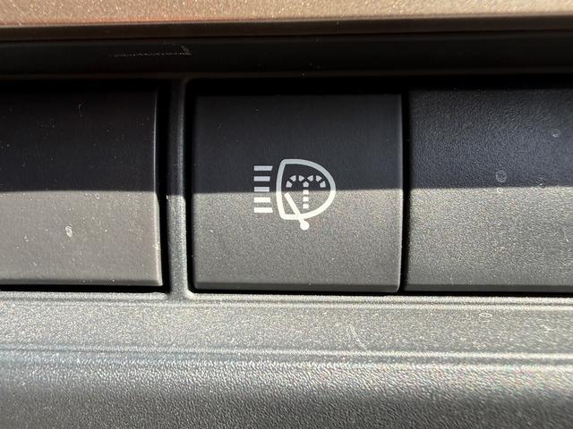 クラウンスポーツ Ｚ　禁煙車　茶革シート　１２．３インチディスプレイオーディオ　フルセグ　バック　サイドカメラ　アダクティブクルーズコントロール　メモリー付パワーシート　シートヒーター　ベンチレーション　ＡＣ１００Ｖ（52枚目）