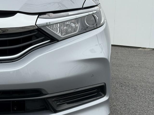 シャトル ハイブリッド　ホンダセンシング　禁煙車　アダクティブクルーズコントロール　衝突軽減ブレーキ　レーンアシスト　ＵＳＢ端子　クリアランスソナー　ビルトインＥＴＣ　ＬＥＤヘッドライト　スマートキー　キーレスエントリー（18枚目）