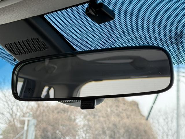 シャトル ハイブリッド　ホンダセンシング　禁煙車　アダクティブクルーズコントロール　衝突軽減ブレーキ　レーンアシスト　ＵＳＢ端子　クリアランスソナー　ビルトインＥＴＣ　ＬＥＤヘッドライト　スマートキー　キーレスエントリー（60枚目）