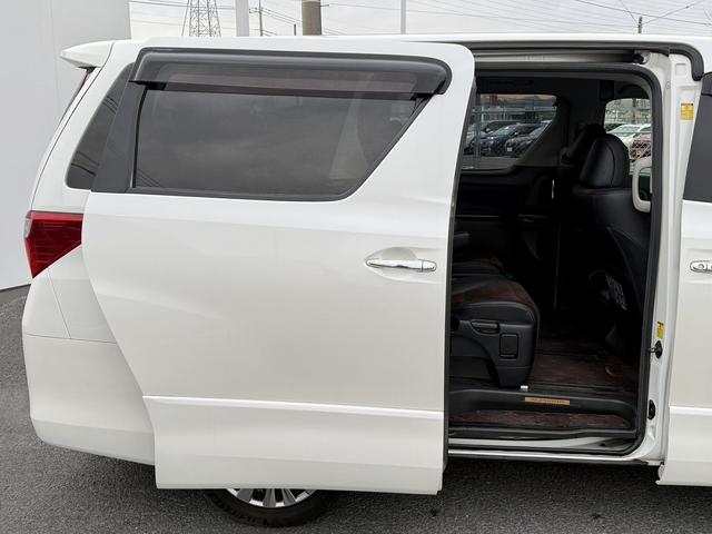 アルファード ２４０Ｓ　タイプゴールド　禁煙車　純正ナビ　バックカメラ　フルセグ　両側電動スライドドア　後席モニター　オートクルーズコントロール　ハーフレザー　純正１８インチアルミホイール　ビルトインＥＴＣ　パークアシスト　ＬＥＤ（35枚目）