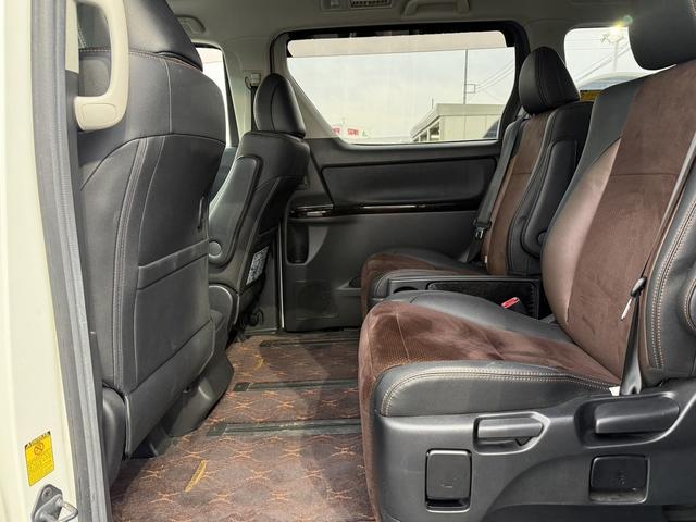アルファード ２４０Ｓ　タイプゴールド　禁煙車　純正ナビ　バックカメラ　フルセグ　両側電動スライドドア　後席モニター　オートクルーズコントロール　ハーフレザー　純正１８インチアルミホイール　ビルトインＥＴＣ　パークアシスト　ＬＥＤ（42枚目）