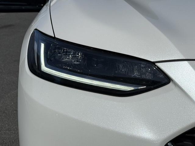 ＺＲ－Ｖ ｅ：ＨＥＶ　Ｚ　禁煙車　ホンダコネクト９型ディスプレイ　ＢＯＳＥプレミアムサウンド　マルチビューカメラシステム　本革シート　シートヒーター　ドライビングポジションシステム　パワーシート　ハンズフリーパワーバックドア（12枚目）