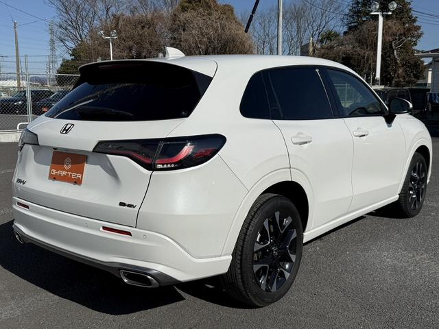 ＺＲ－Ｖ ｅ：ＨＥＶ　Ｚ　禁煙車　ホンダコネクト９型ディスプレイ　ＢＯＳＥプレミアムサウンド　マルチビューカメラシステム　本革シート　シートヒーター　ドライビングポジションシステム　パワーシート　ハンズフリーパワーバックドア（22枚目）