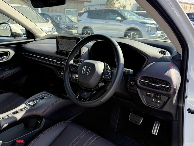 ＺＲ－Ｖ ｅ：ＨＥＶ　Ｚ　禁煙車　ホンダコネクト９型ディスプレイ　ＢＯＳＥプレミアムサウンド　マルチビューカメラシステム　本革シート　シートヒーター　ドライビングポジションシステム　パワーシート　ハンズフリーパワーバックドア（43枚目）