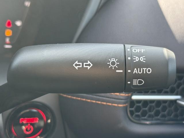 ＺＲ－Ｖ ｅ：ＨＥＶ　Ｚ　禁煙車　ホンダコネクト９型ディスプレイ　ＢＯＳＥプレミアムサウンド　マルチビューカメラシステム　本革シート　シートヒーター　ドライビングポジションシステム　パワーシート　ハンズフリーパワーバックドア（55枚目）