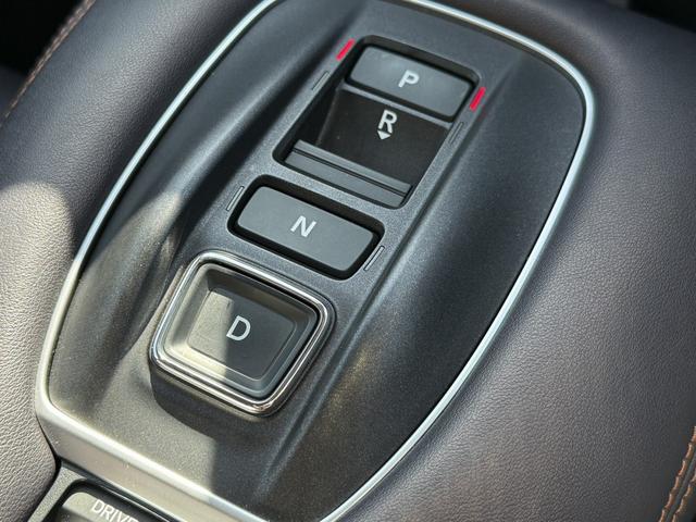 ＺＲ－Ｖ ｅ：ＨＥＶ　Ｚ　禁煙車　ホンダコネクト９型ディスプレイ　ＢＯＳＥプレミアムサウンド　マルチビューカメラシステム　本革シート　シートヒーター　ドライビングポジションシステム　パワーシート　ハンズフリーパワーバックドア（65枚目）