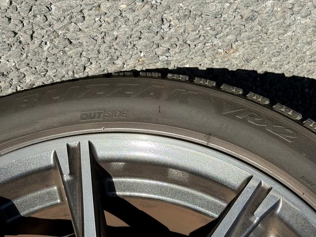 ８６ ＧＴリミテッド　禁煙車　６速ＭＴ　純正ナビ　クルーズコントロール　ハーフレザーシート　シートヒーター　バックカメラ　ＨＫＳマフラー　社外エアクリーナー　アイドリングストップ　ＥＴＣ　フルセグ　ステアリングリモコン（35枚目）