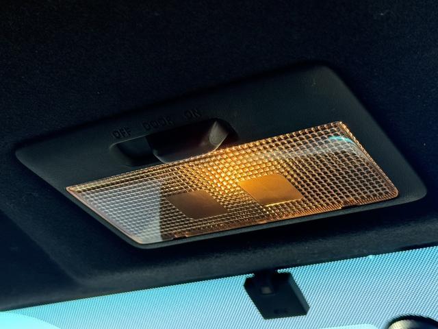 ８６ ＧＴリミテッド　禁煙車　６速ＭＴ　純正ナビ　クルーズコントロール　ハーフレザーシート　シートヒーター　バックカメラ　ＨＫＳマフラー　社外エアクリーナー　アイドリングストップ　ＥＴＣ　フルセグ　ステアリングリモコン（61枚目）