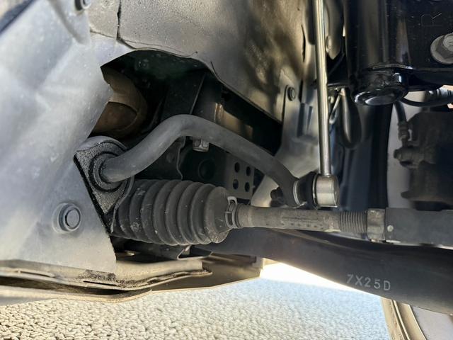 ８６ ＧＴリミテッド　禁煙車　６速ＭＴ　純正ナビ　クルーズコントロール　ハーフレザーシート　シートヒーター　バックカメラ　ＨＫＳマフラー　社外エアクリーナー　アイドリングストップ　ＥＴＣ　フルセグ　ステアリングリモコン（68枚目）