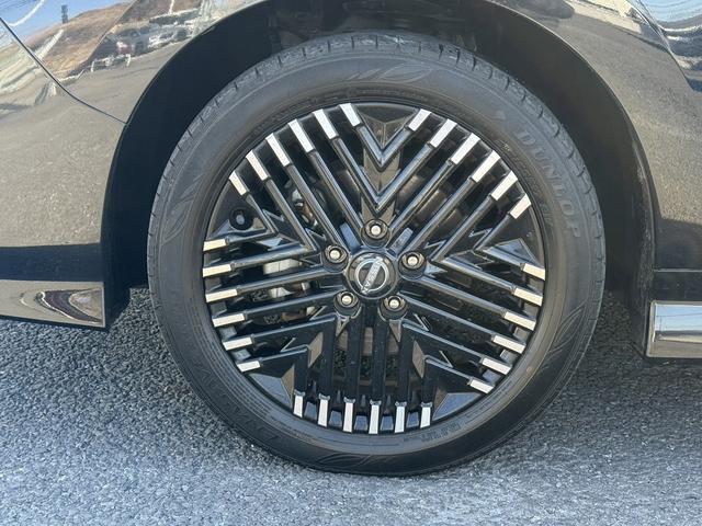 ���Ǝҗl�ւ̔̔��͂��f�肳���Ă��������܂��B�@�Ԍ������ԗ��̏ꍇ�́A�Ԍ����擾�������x�������z�ŕ\�����Ă���܂��B