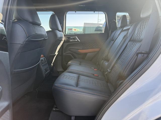 ���Ǝҗl�ւ̔̔��͂��f�肳���Ă��������܂��B�@�Ԍ������ԗ��̏ꍇ�́A�Ԍ����擾�������x�������z�ŕ\�����Ă���܂��B