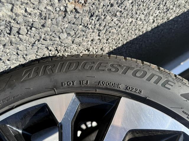 ���Ǝҗl�ւ̔̔��͂��f�肳���Ă��������܂��B�@�Ԍ������ԗ��̏ꍇ�́A�Ԍ����擾�������x�������z�ŕ\�����Ă���܂��B