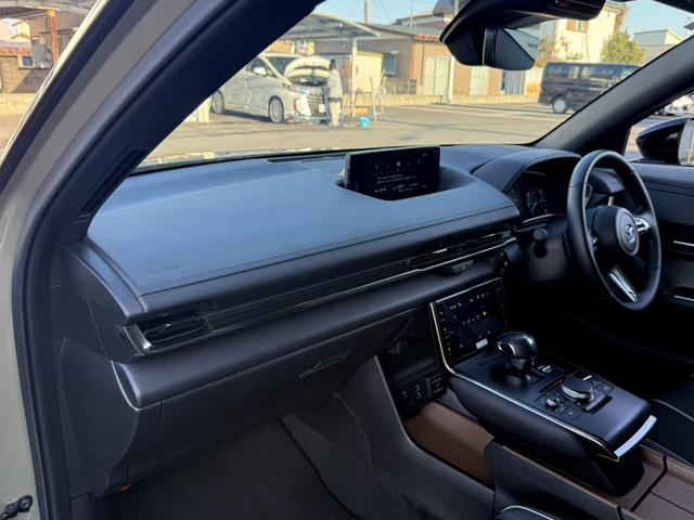 ���Ǝҗl�ւ̔̔��͂��f�肳���Ă��������܂��B�@�Ԍ������ԗ��̏ꍇ�́A�Ԍ����擾�������x�������z�ŕ\�����Ă���܂��B