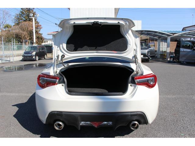 BRZ S 禁煙車 6速MT 純正ナビ フルセグ Bカメラ 衝突軽減 クルーズコントロール 左右独立型エアコン パークアシスト 電動格納ミラー Bluetooth接続 衝突安全ボディー アルミペダル 純正17AW(30枚目)
