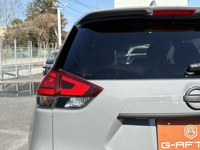 エクストレイル ２０Ｓ　ハイブリッド　禁煙車　純正ナビ　フルセグ　衝突軽減ブレーキ　レーンキープ　ＬＥＤヘッドライト　４ＷＤ　クリアランスソナー　ＣＤ再生可　フロントフォグランプ　社外１７インチアルミホイール　スマートキー　電動格納ミラー（22枚目）