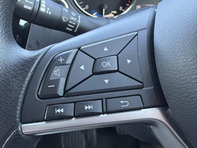 エクストレイル ２０Ｓ　ハイブリッド　禁煙車　純正ナビ　フルセグ　衝突軽減ブレーキ　レーンキープ　ＬＥＤヘッドライト　４ＷＤ　クリアランスソナー　ＣＤ再生可　フロントフォグランプ　社外１７インチアルミホイール　スマートキー　電動格納ミラー（53枚目）