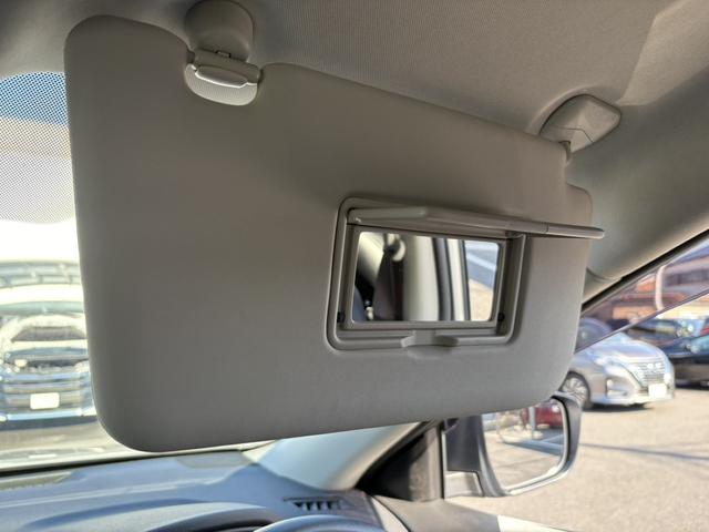 エクストレイル ２０Ｓ　ハイブリッド　禁煙車　純正ナビ　フルセグ　衝突軽減ブレーキ　レーンキープ　ＬＥＤヘッドライト　４ＷＤ　クリアランスソナー　ＣＤ再生可　フロントフォグランプ　社外１７インチアルミホイール　スマートキー　電動格納ミラー（62枚目）