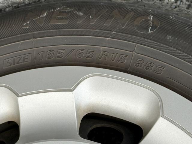 シエンタ ハイブリッドＧ　禁煙車　純正８インチナビ　バックカメラ　両側電動スライドドア　ブラインドスポットモニター　ビルドインＥＴＣ　アダプティブクルーズコントロール　衝突軽減ブレーキ　レーンキープ　リアトラフィックアラート（64枚目）