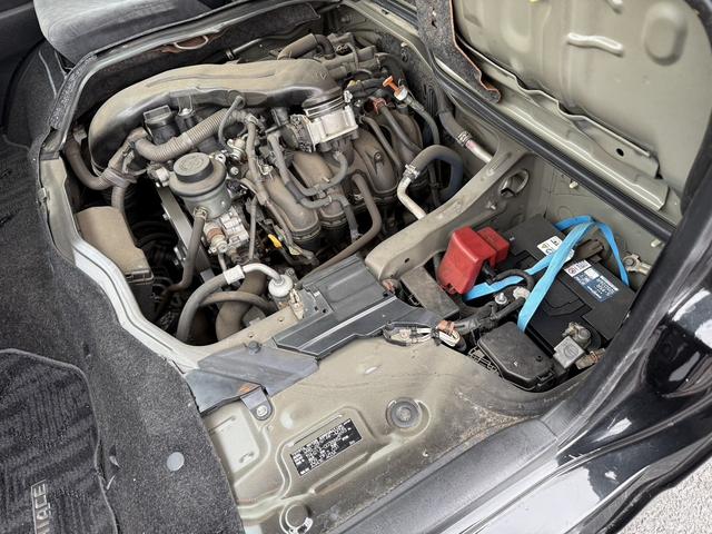 ハイエースワゴン ＧＬ　禁煙車　モデリスタエアロ　ＡＬＰＩＮＥフリップダウンモニター　バックカメラ　ナビ　フルセグ　ＤＶＤプレイヤー　Ｂｌｕｅｔｏｏｔｈ　ビルトインＥＴＣ　ＡＣ１００Ｖ電源　純正１５インチアルミホイール（21枚目）