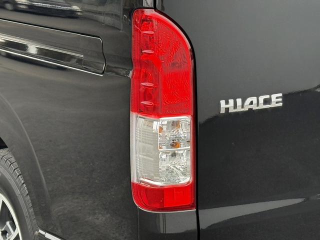 ハイエースワゴン ＧＬ　禁煙車　モデリスタエアロ　ＡＬＰＩＮＥフリップダウンモニター　バックカメラ　ナビ　フルセグ　ＤＶＤプレイヤー　Ｂｌｕｅｔｏｏｔｈ　ビルトインＥＴＣ　ＡＣ１００Ｖ電源　純正１５インチアルミホイール（29枚目）