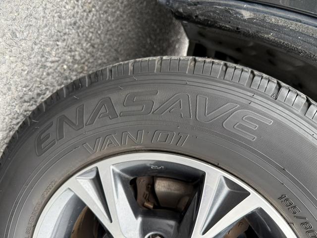 ハイエースワゴン ＧＬ　禁煙車　モデリスタエアロ　ＡＬＰＩＮＥフリップダウンモニター　バックカメラ　ナビ　フルセグ　ＤＶＤプレイヤー　Ｂｌｕｅｔｏｏｔｈ　ビルトインＥＴＣ　ＡＣ１００Ｖ電源　純正１５インチアルミホイール（66枚目）