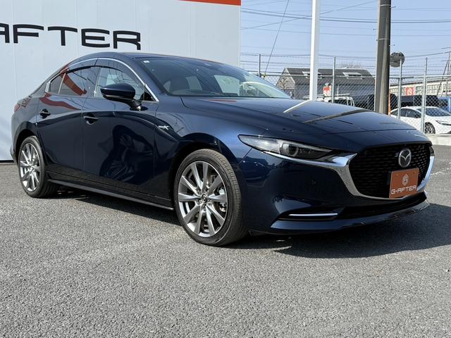 ＭＡＺＤＡ３セダン Ｘ　Ｌパッケージ　禁煙車　白革シート　純正１０．２５インチディスプレイ　３６０度セーフティパッケージ　フルセグ　シート・ステアリングヒーター　メモリ付パワーシート　アダプティブクルーズコントロール　クリアランスソナー（9枚目）